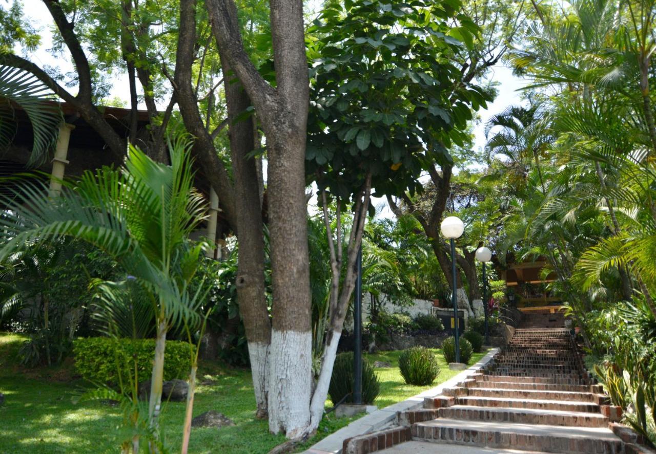 Hotel Coral Cuernavaca Resort & Spa Темикско Екстериор снимка